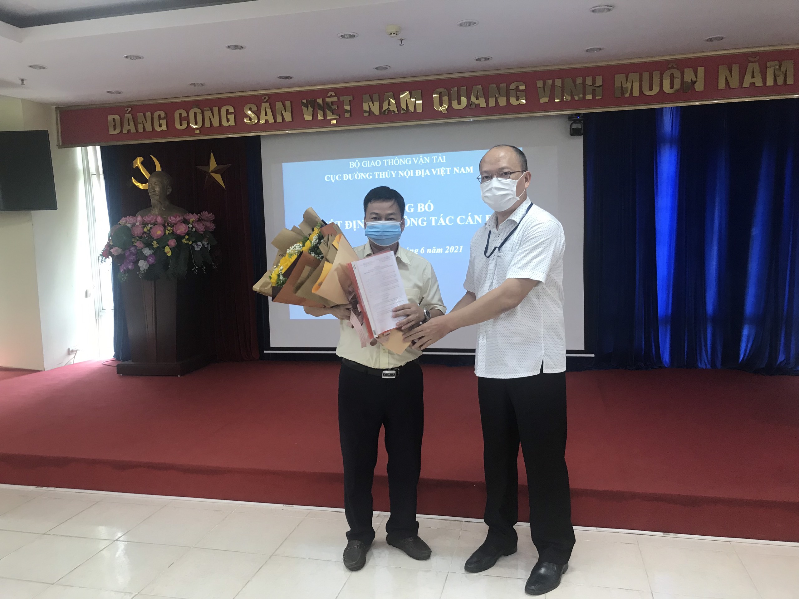 Cục Đường thuỷ nội địa Việt Nam công bố quyết định về công tác cán bộ